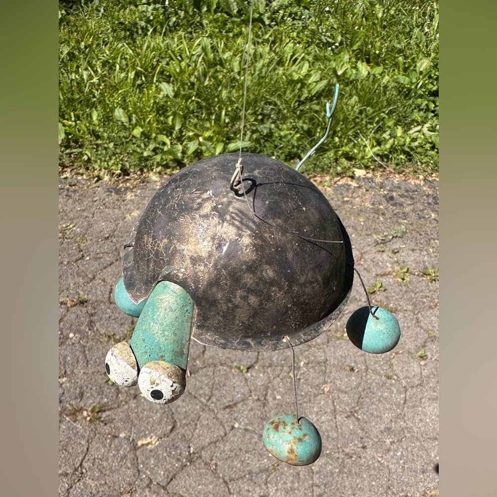 Vintage Unique Artisan Made Metal Turtle Hanging Garden Decor bobble head & legs - Picture 5 of 10